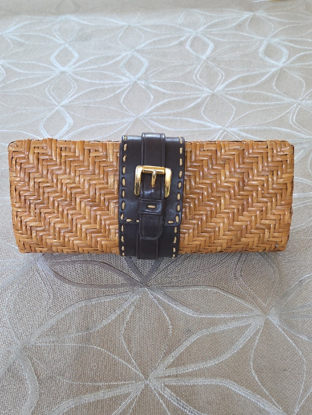 Micharl Kors Rattan Leather Clutch!